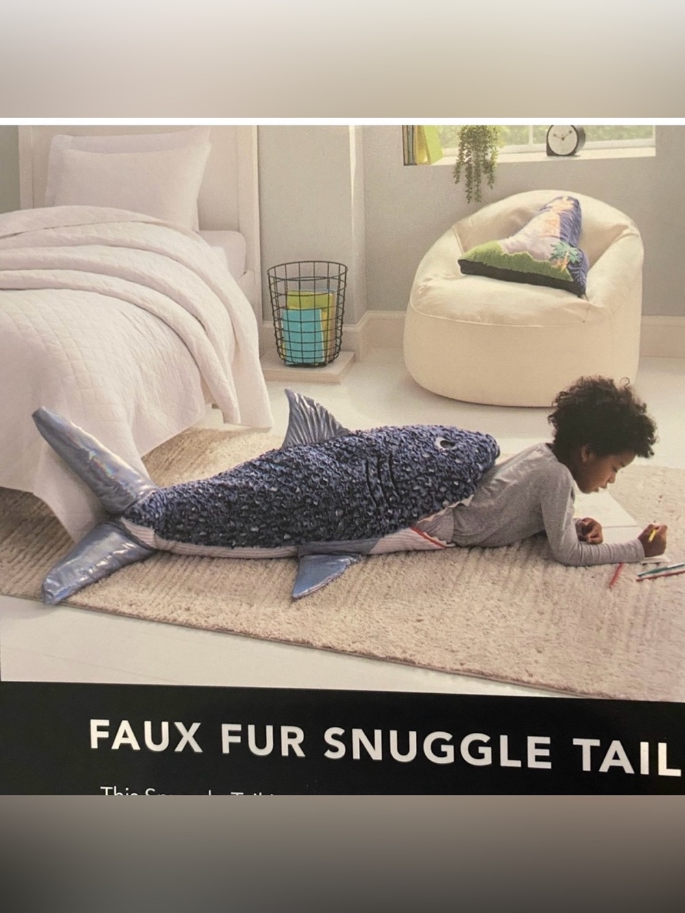 Thick faux fur shark tail, Tommy Bahama